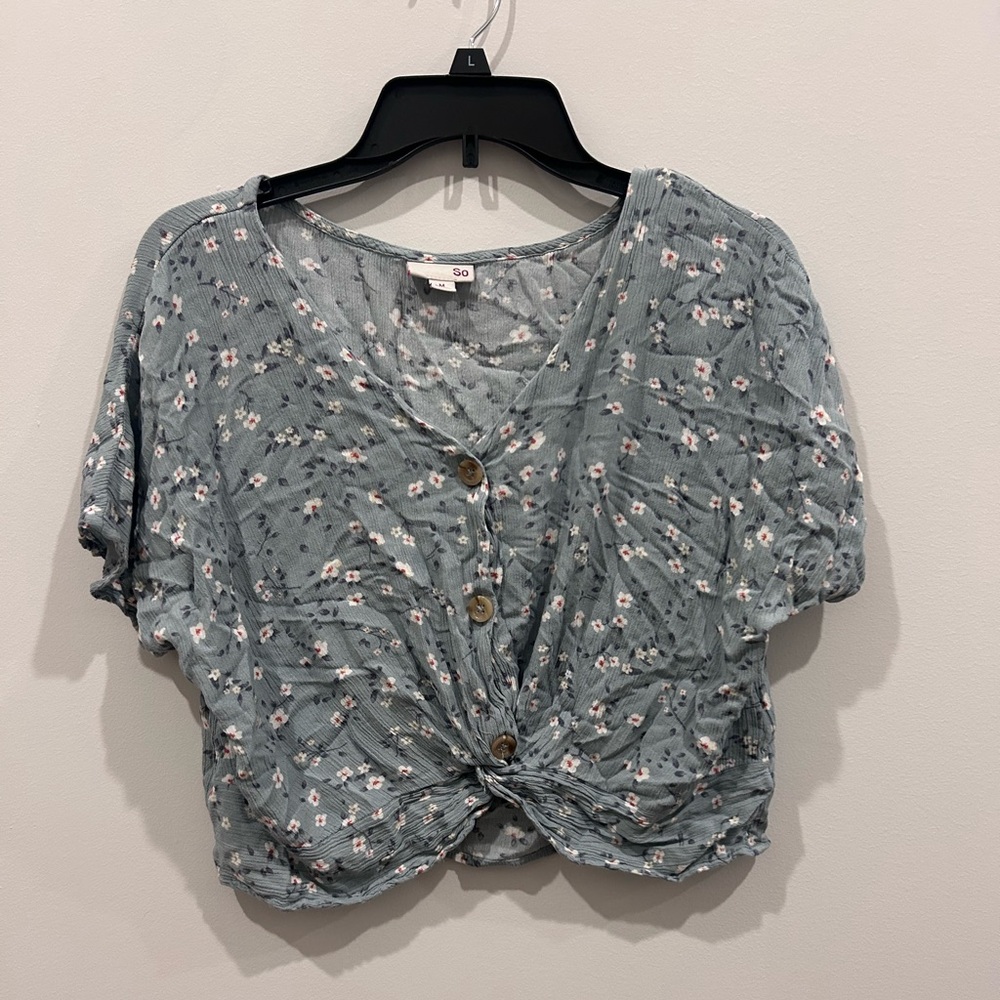 Floral Button-Down Knotted Top